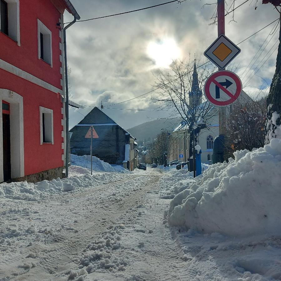 U Váhy Jáchymov Exterior foto